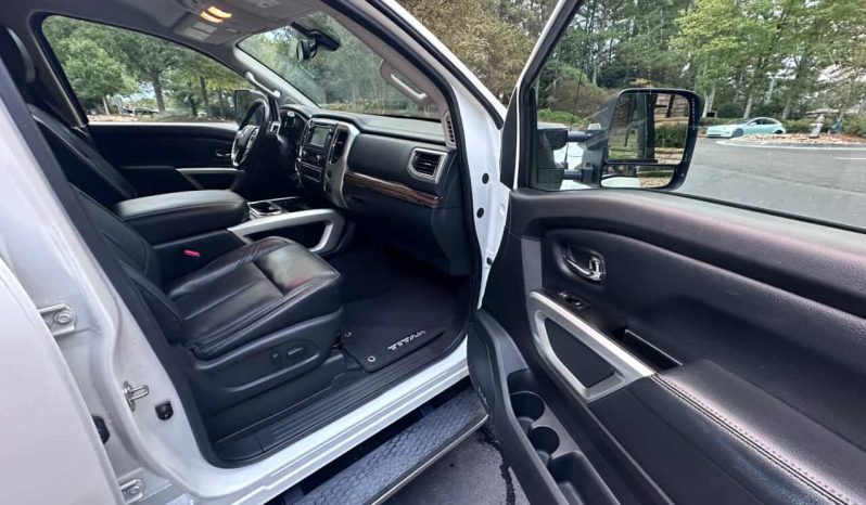 NISSAN TITAN SL full